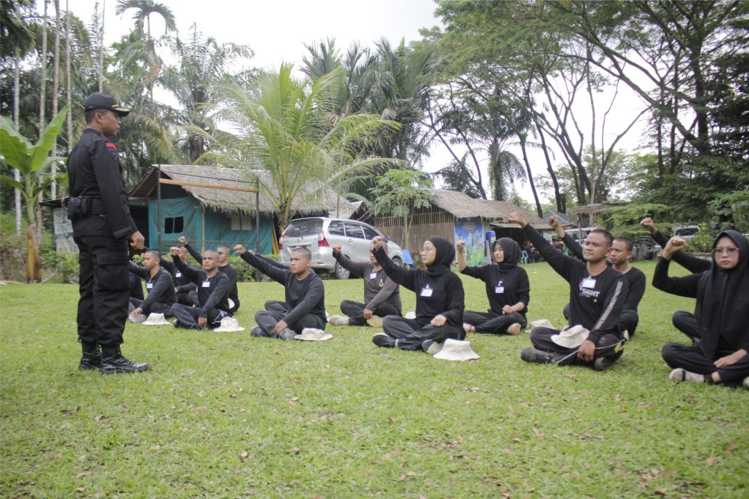 Kegiatan leadership program gallery 3