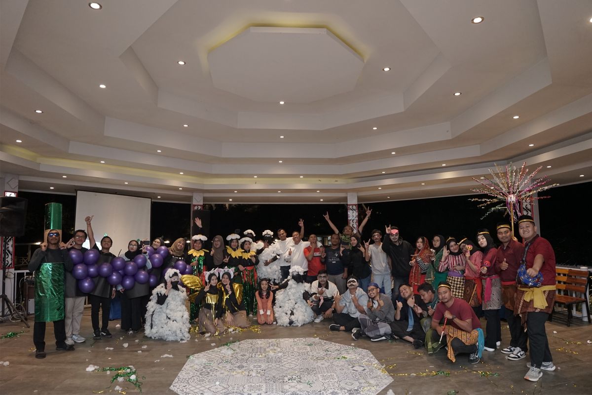 Employee Gathering 2024 gallery 23